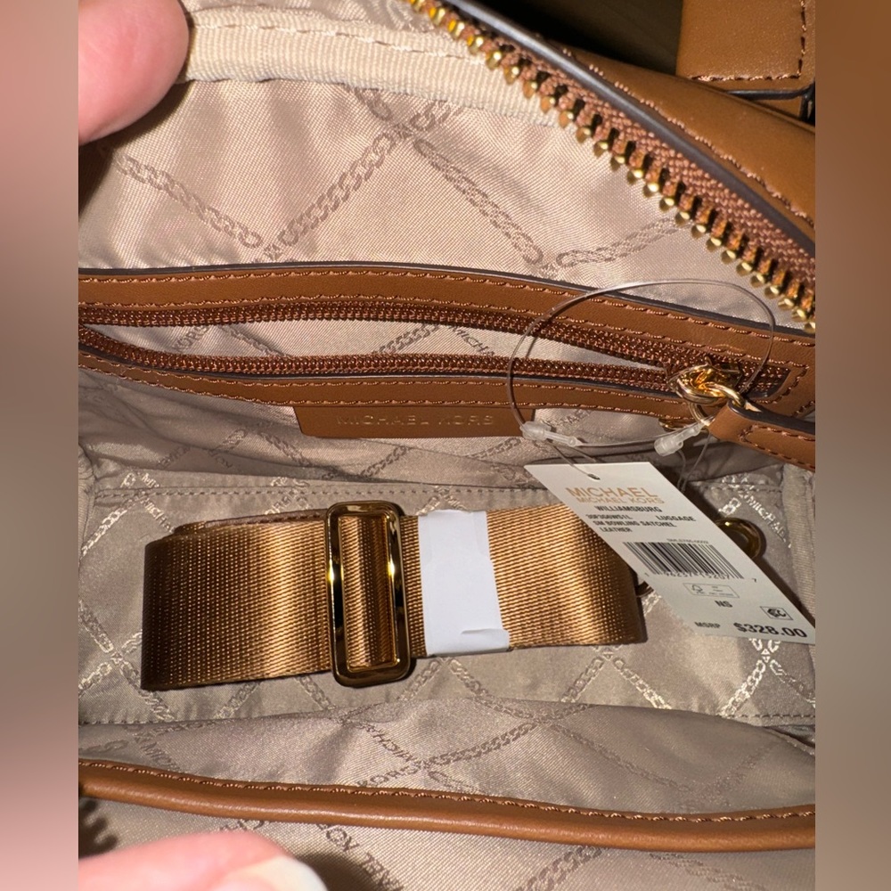Michael Kors purse - Picture 4 of 5